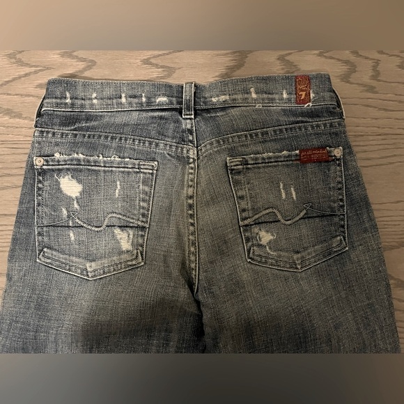 7 For All Mankind: Light-wash Jeans - Picture 5 of 6